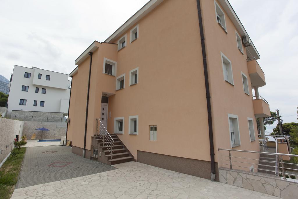 Apartments Damjanovic Makarska Exterior foto