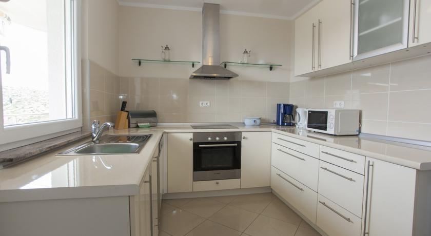 Apartments Damjanovic Makarska Quarto foto