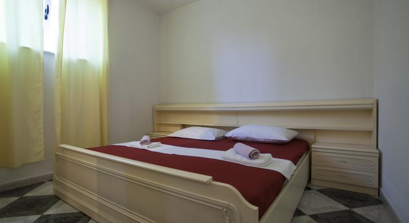 Apartments Damjanovic Makarska Quarto foto