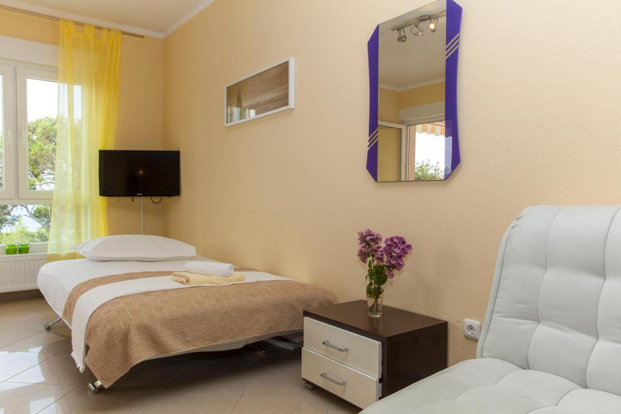 Apartments Damjanovic Makarska Exterior foto
