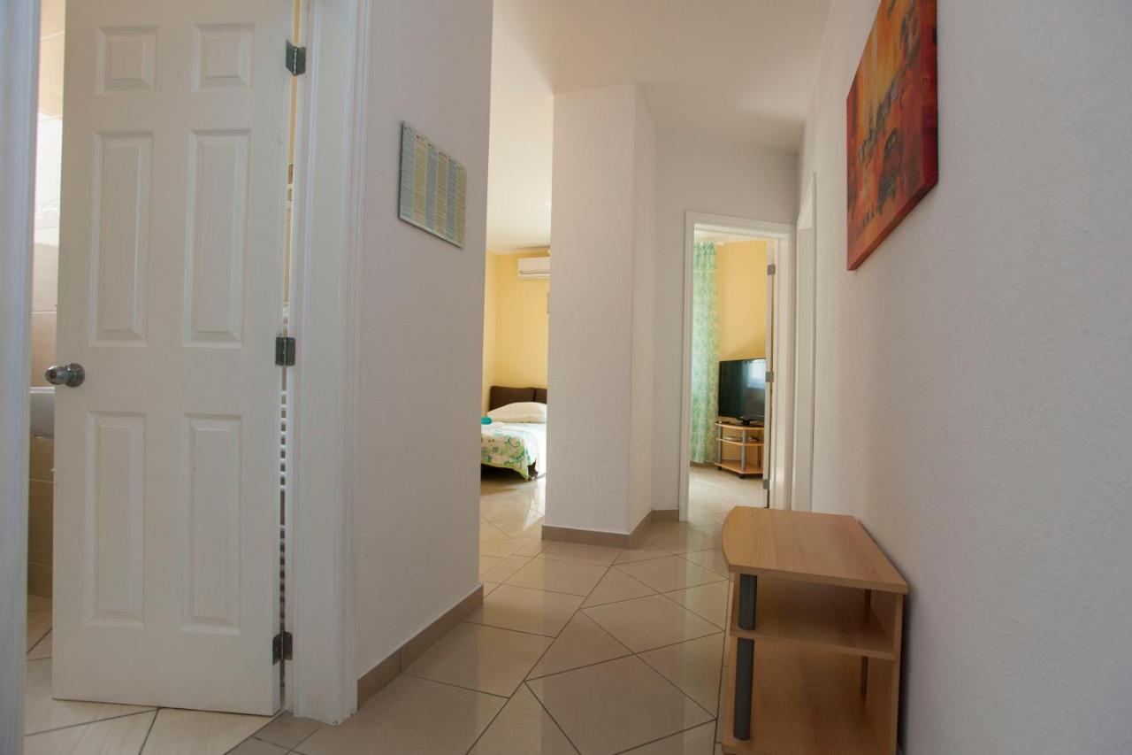 Apartments Damjanovic Makarska Exterior foto